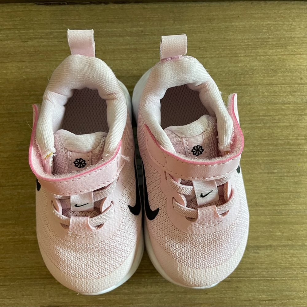 Light Pink Nike Size 4C